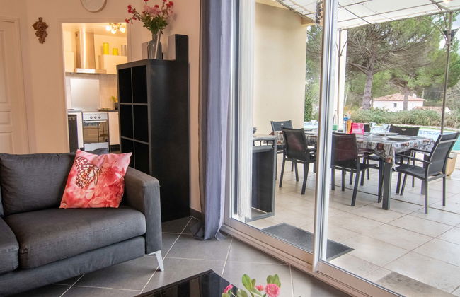 3 bedroom House in Bagnols-en-Forêt with private pool and garden - Photo 12