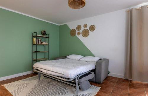 L'Oasis - Duplex - Parking Privé Gratuit - Terrasse Privée - 10mn RERD-T12 - 2 bedrooms - De 1 à 6 personnes - Shopping Mall - Primark - Piscine - Patinoire - Théâtre - Cinéma - Bibliothèque - Foto 26