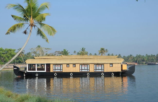 Lake India House Boats - Foto 9