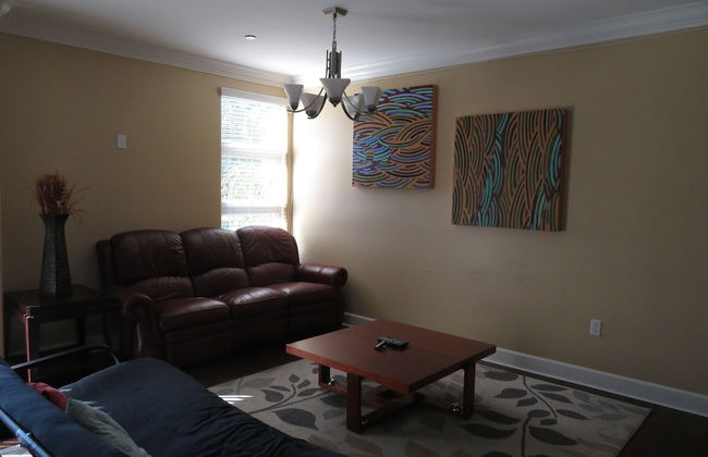 2 Bed 2 Bath in Studio City - Foto 17