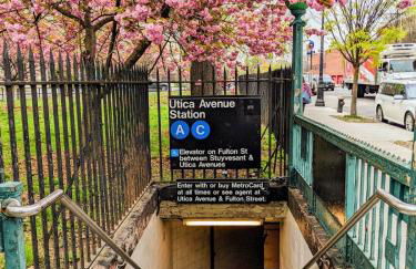 Luxury duplex in 1880s brownstone w private garden - Foto 41