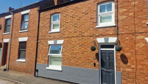 The Railway Inn MK - Victorian 3-Bedroom Home with Sauna, Jacuzzi Bath, FAST WI-FI & Free Parking - Foto 2