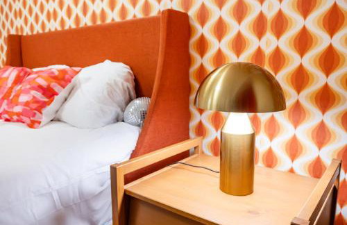 Stylish House with Hot Tub, Fire Pit Pool table near Denver - Photo 16