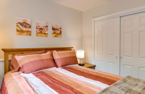 6 Mi to Dtwn Bright and Airy Anchorage Getaway! - Photo 17