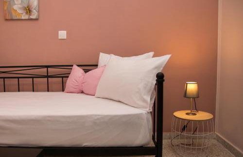 Lilia-RentalApartments - Photo 20