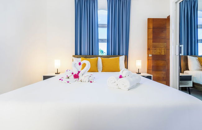 3-BR Villa with Pool & Rooftop Jacuzzi - Foto 13