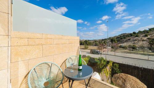 Villajoyosa Home With Shared Pool - Foto 2