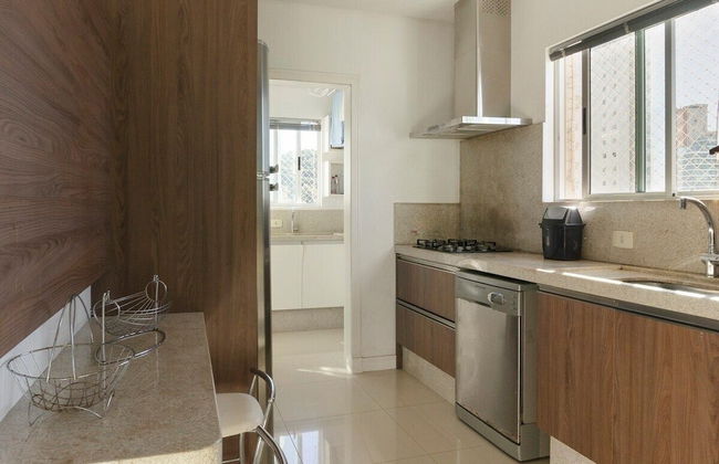 AMPLO APARTAMENTO UM POR ANDAR - Photo 15