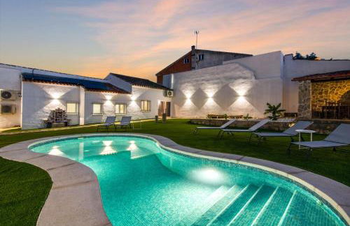 VILLA T to15 min from Puy du Fou Billiar, Movies, BBQ,Pool - Foto 22