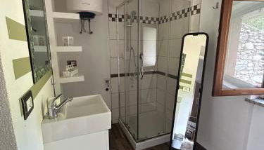 LA TANA Guest House - Photo 4