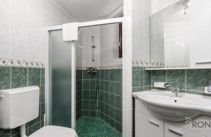 Rona apartments Lavanda and Lipa - Photo 9