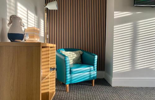 3 BDR Entire Home Sleeps Up to 5 Contractors & Families Long or Short Stay Free WiFi & Parking - Foto 2