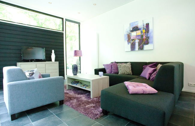 3 bedroom House in Belfeld with swimming pool and terrace - Photo 2