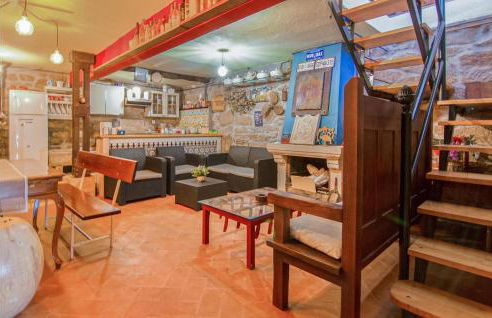 Stunning Home In A Peroxa With Wifi - Foto 3