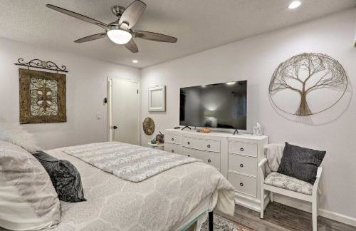 Renovated Cottage with Fire Pit in Munds Park! - Foto 15