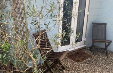 Stunning Location Devon - Photo 9