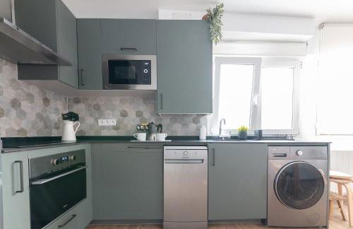 Amplio y reformado apartamento centro Santander - Foto 23