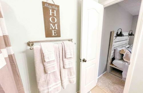 2 Master Suites! Pet Friendly With MTN Views - Foto 16