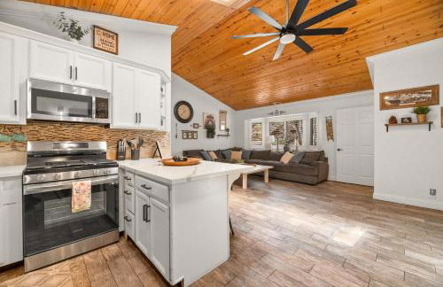 Hummingbird Corner Pet Friendly Great Location Jacuzzi - Foto 16