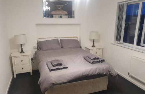 The hawthorns large detached 3 bedroom family home - Photo 40