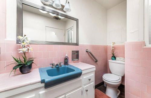 Spacious 4 bedroom home by Melrose and 10 minutes to Hollywood Walk of Fame - Foto 32