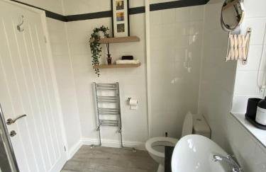 The Secret Garden Retreat With Hot Tub - Foto 16