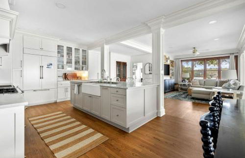 Lakeside Manor Sleeps 10 - Foto 9