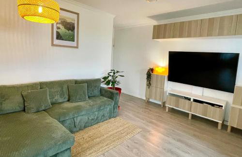 T3 super cosy, parking sécurisé gratuit , grande terrasse balcon , ascenseur - Photo 4