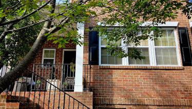 Modern & Luxurious 3 Bdrm 2.5 Bath Townhome - Foto 2