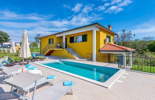 Villa Jole, a charming modern villa surrounded by rustic beauty - Foto 1