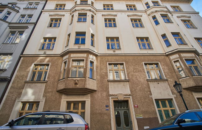 Presidential Apartment In The Old Town Square - Photo 32