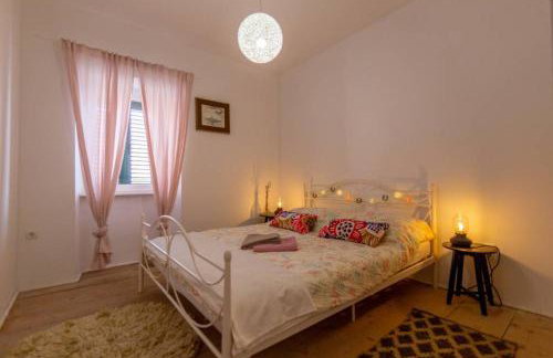 House with Jacuzzi and Billiard Peaceful Nature Retreat near Imotski - Foto 22