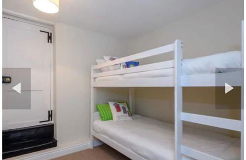 West Cottage. Central, beautiful, 2 mins to beach. - Foto 18