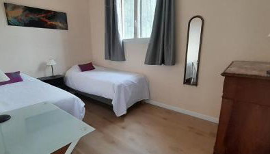 Haut de villa calme, 2 chambres et vue dégagée - proche calanques - Foto 5