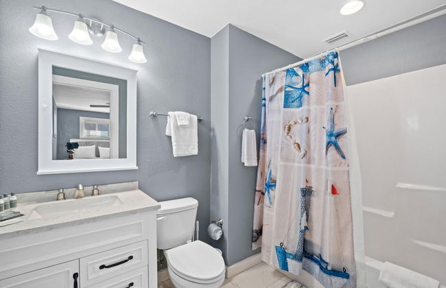 Beach House - Surfs Up Under Tow by PHG - Foto 48