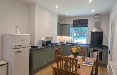 South Lodge, Countryside views near Kingscote Barn - Foto 2