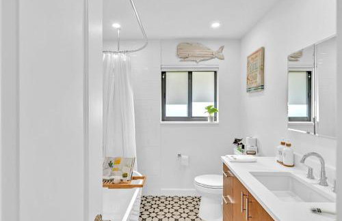 Tropical Oasis With heated pool 10 mins airport & 5 mins Beach - Foto 31