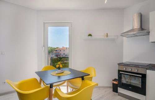 Apartments Villa "Aurea" with pool - Photo 32