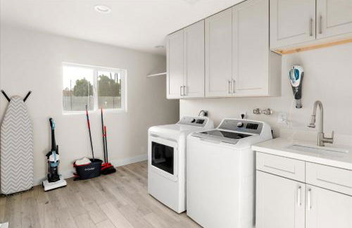 Pickleball Court~ Hot Tub & Pool~ Mini Golf~Games - Foto 47