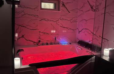 Love Room 91 avec Jacuzzi XXL - 15min Orly - 30 min Paris - Foto 17