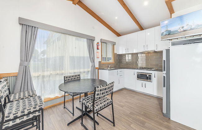 Apollo Bay Holiday Park - Photo 3