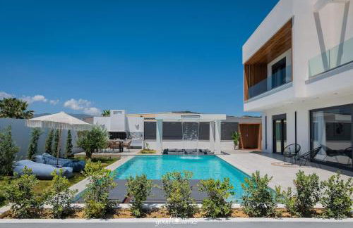 Nefele Luxury Recidency, A Concealed Delight by MindYourVilla - Foto 31