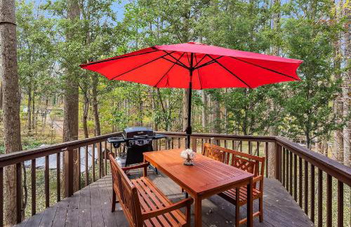 Hot Tub, Deck&Grill, Game Room, WiFi at Cute Cabin - Foto 13