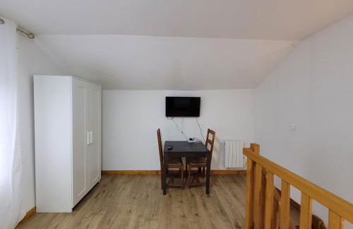 Duplex apartment 700 m from Compiègne train station - Foto 3