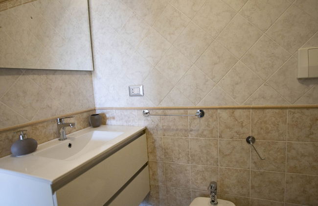 Bilo Satta - Foto 13