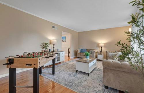 Family Escape with Yard, Fire Pit and EV Charger - Foto 14