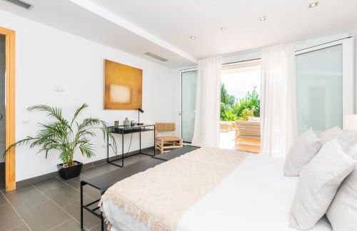 Villa Miramar by Glasir - Photo 25