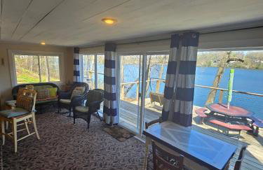 Lakefront Fun on Papakeechie | Kayaks & More! - Foto 30