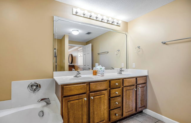 Corner Unit Right on the Sand, 2 Lagoon-style Pools, Spectacular Views - Foto 16