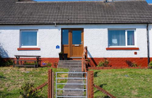 North Coast Cottage - Coastal Highland Retreat with Sea Views - Foto 3